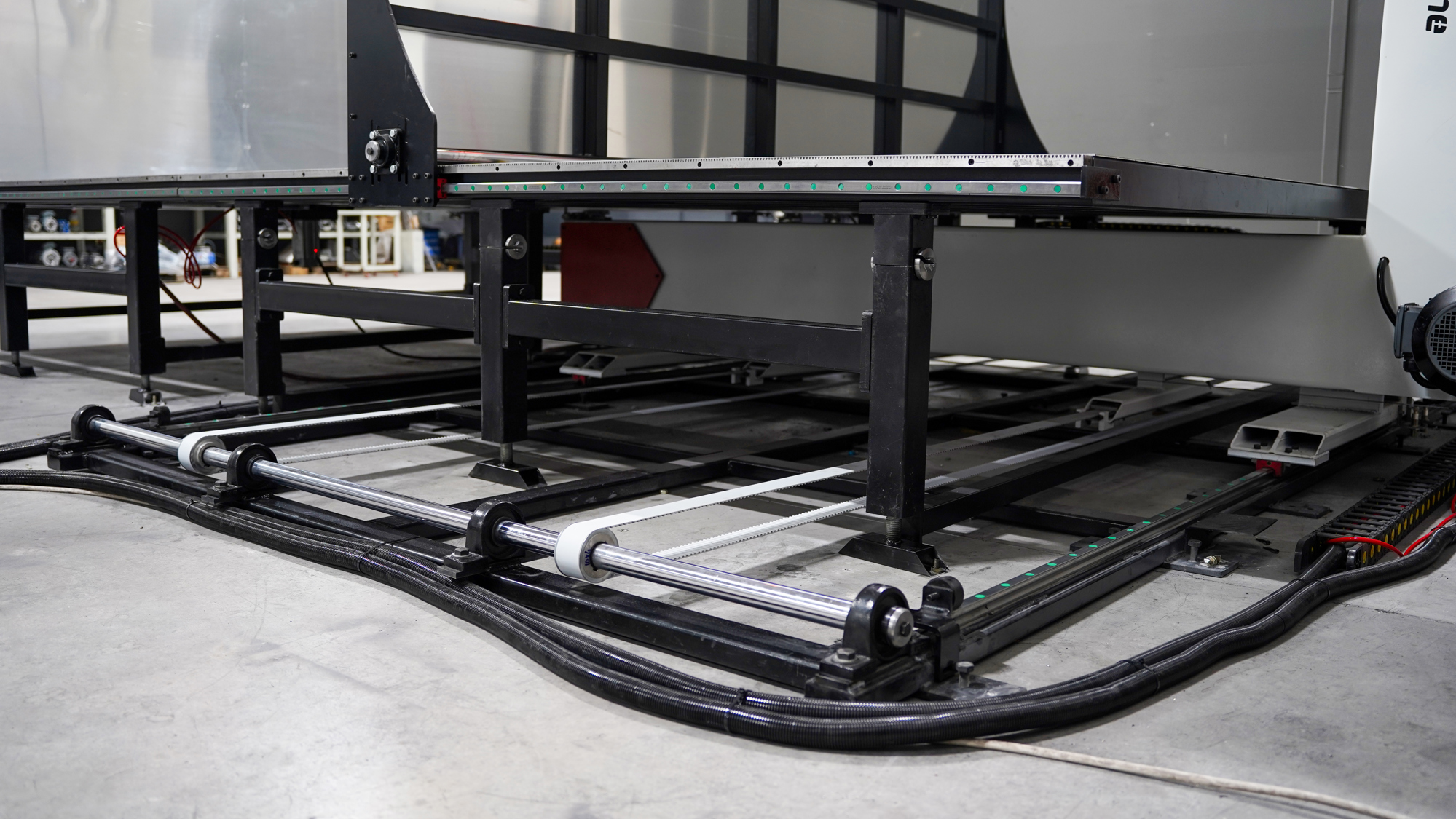 Automatic Vertical Foam Cutting Machine